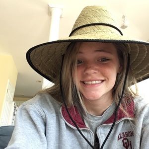 Meet your Posher, Gaby